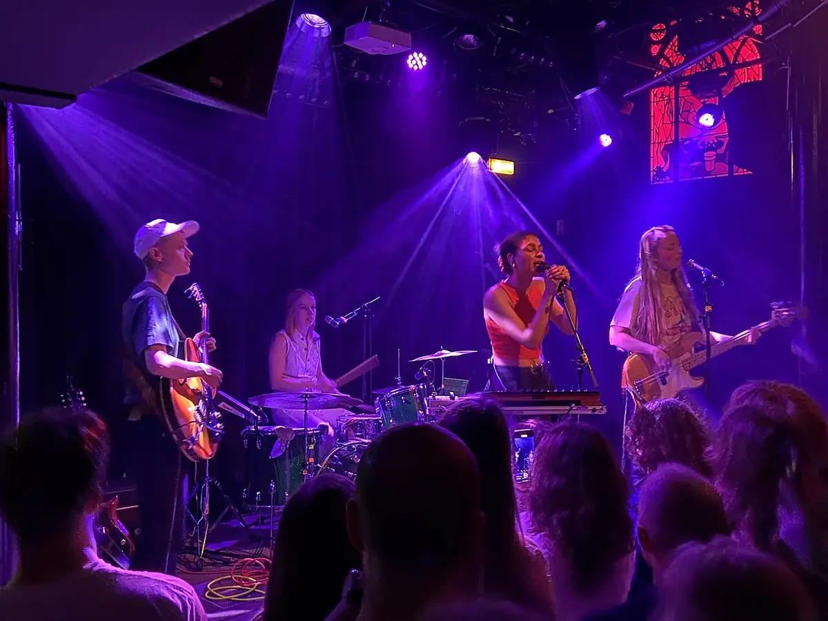 Live band